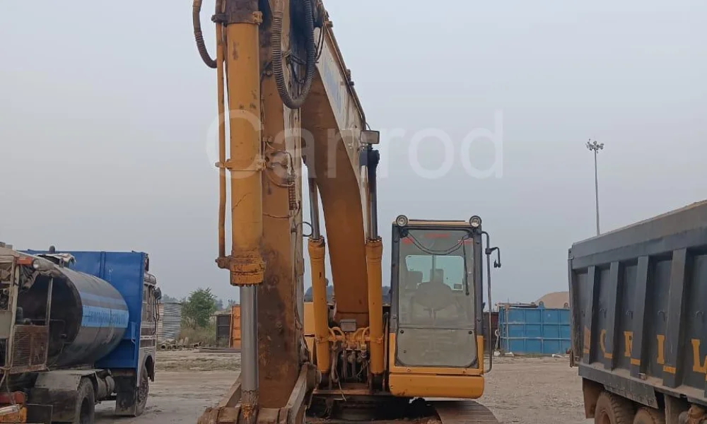 Komatsu PC210 LC Excavator